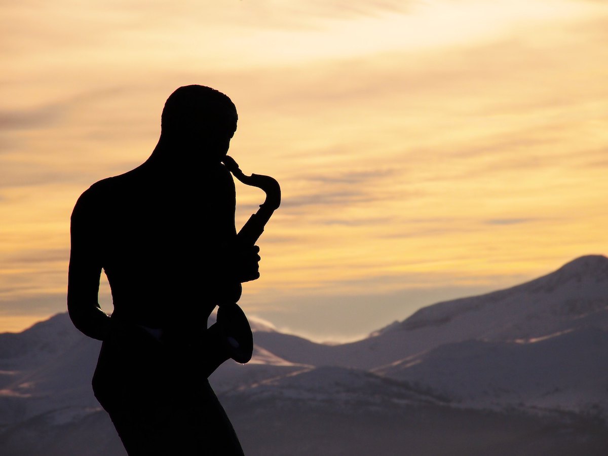 Molde, en Norvège, est l'une des villes les plus merveilleuses du pays. Voici pourquoi 24 Statue de jazz Molde