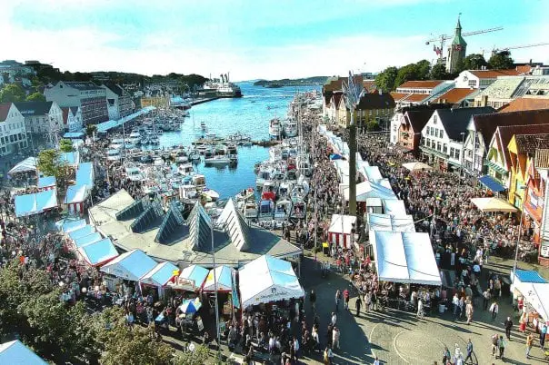Norway Today souhaite à nos lecteurs le `` dieu sommer '' 272 GladMat à Stavanger