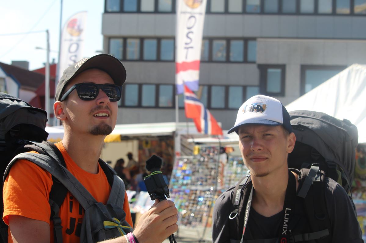 Les courses de grands voiliers arrivent à Vågen 850 Les courses de grands voiliers arrivent à Vågen - 849