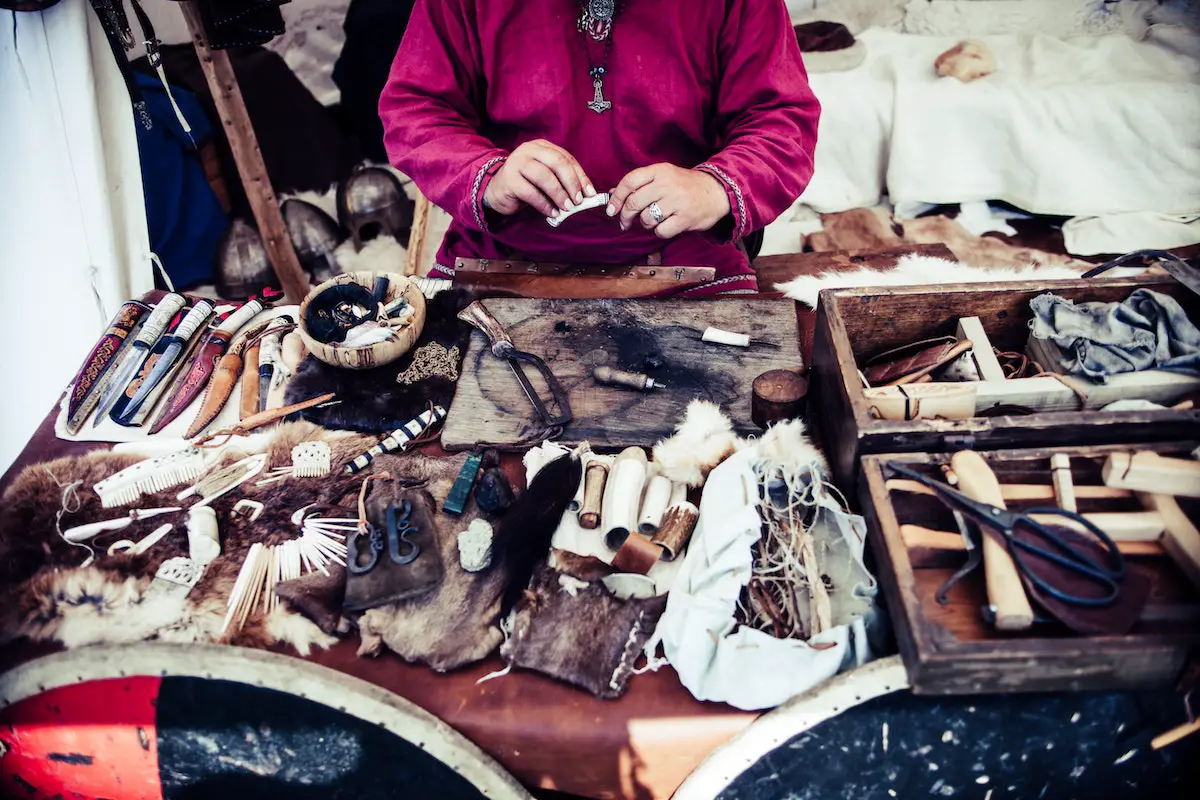 Pourquoi vous devez absolument assister à un festival Viking 30 Artisanat et produits vikings