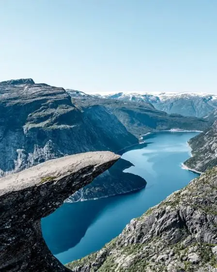 Vous pouvez maintenant (demander à) vous marier au célèbre rocher Trolltunga de Norvège - 10