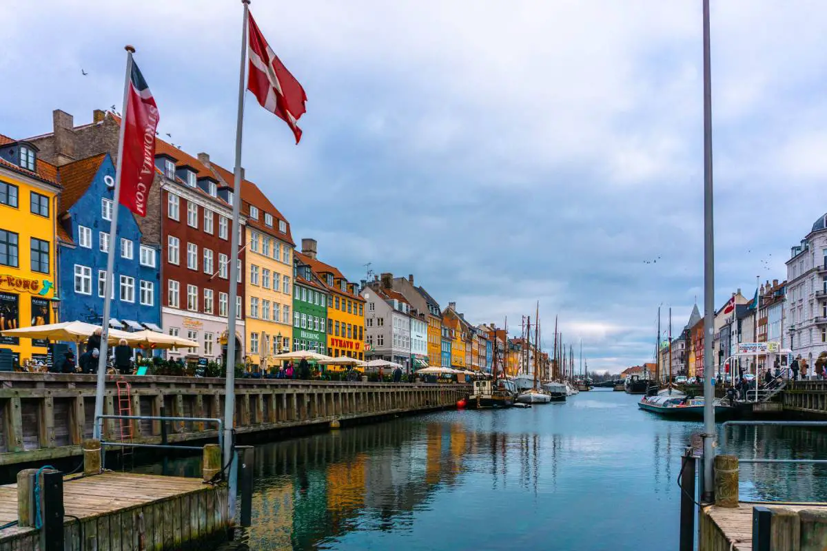 Plusieurs magasins danois rouvrent malgré les restrictions corona - 3