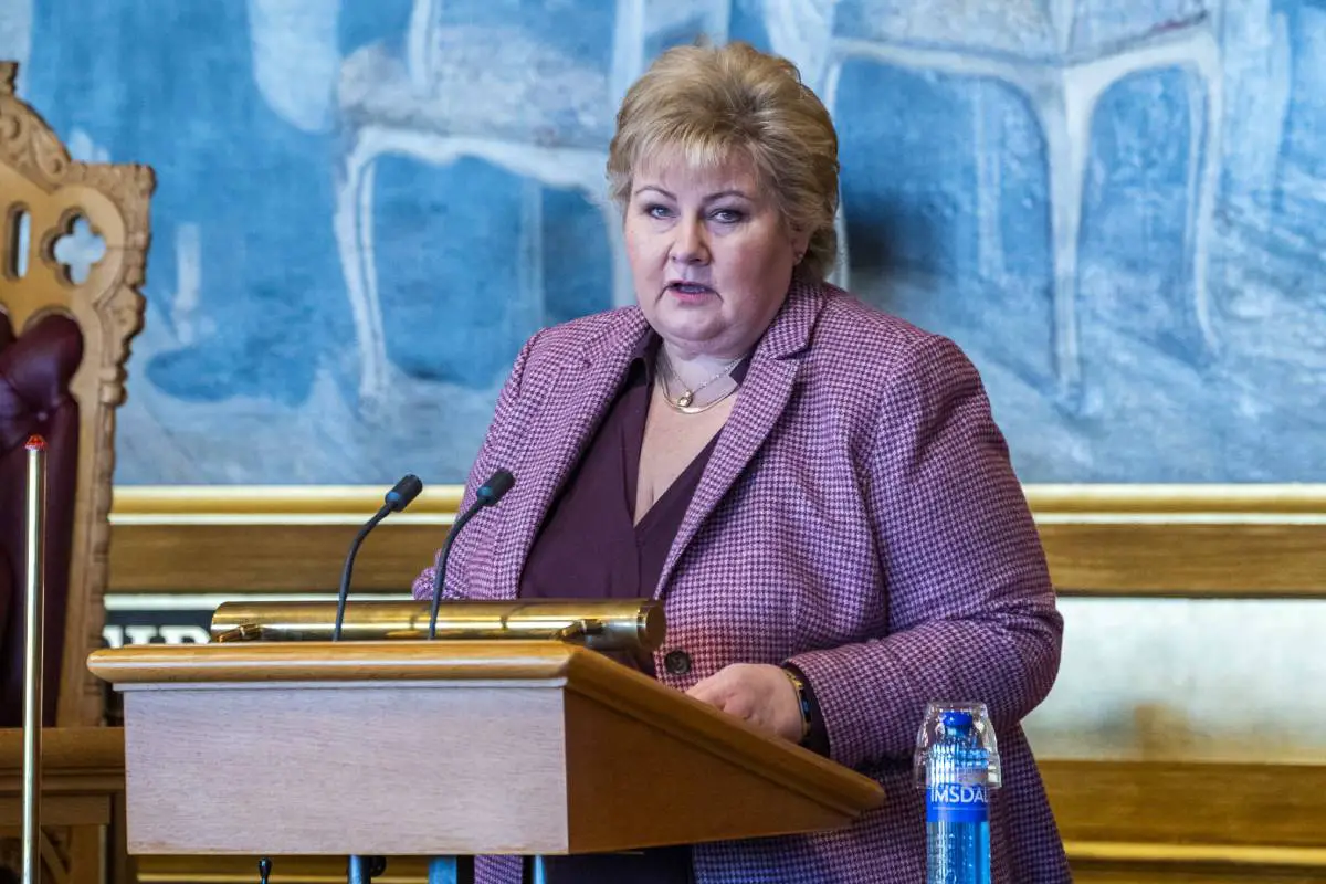Solberg: Si nous ne parvenons pas à réduire les taux d'infection, nous introduirons des mesures nationales plus strictes 4 Solberg: Si nous ne parvenons pas à réduire les taux d'infection, nous introduirons des mesures nationales plus strictes - 3