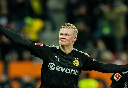 Début de rêve pour Haaland, alors que le hattrick assure la victoire du Borussia Dortmund 8 Début de rêve pour Haaland, alors que le hattrick assure la victoire du Borussia Dortmund - 7