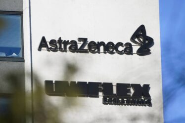 Sources de Politico: l'UE prépare un procès contre AstraZeneca - 18