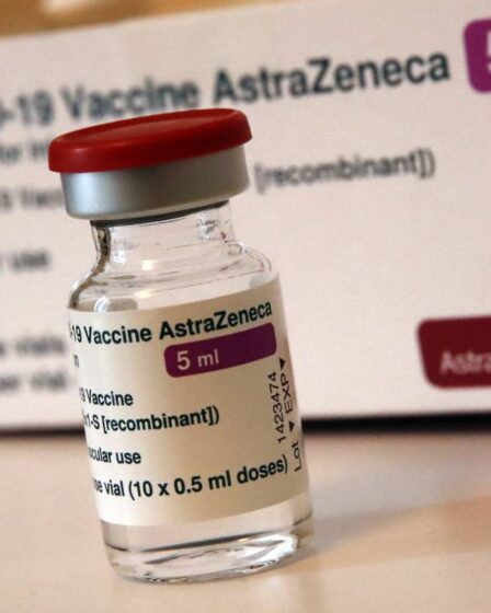 UK Medicines Agency: il n'y a pas de lien entre le vaccin AstraZeneca et les caillots sanguins - 1
