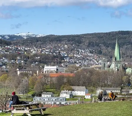 Baisse significative du nombre de pèlerins 11 Baisse significative du nombre de pèlerins - 10