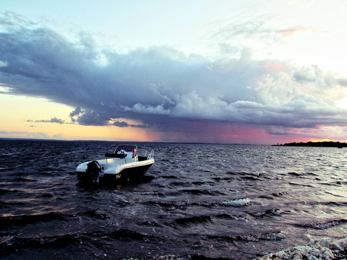 Avertissements de danger de vent et de pluie affichés pour le sud de la Norvège, la police demande aux propriétaires de sécuriser les bateaux 4 Avertissements de danger de vent et de pluie affichés pour le sud de la Norvège, la police demande aux propriétaires de sécuriser les bateaux - 3