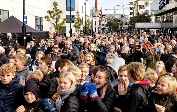 Bravo dans les rues de Bodø pour le prix de la capitale de la culture 6 Bravo dans les rues de Bodø pour le prix de la capitale de la culture - 5