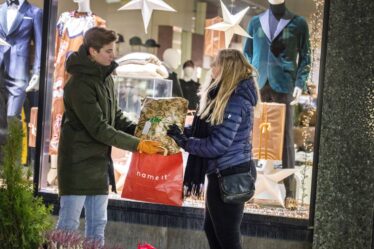 Les autorités demandent aux Norvégiens de faire leurs achats de Noël tôt et d'éviter les foules - 18