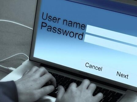 Des jeunes condamnés pour avoir filmé le mot de passe d'un enseignant 28 Des jeunes condamnés pour avoir filmé le mot de passe d'un enseignant - 27