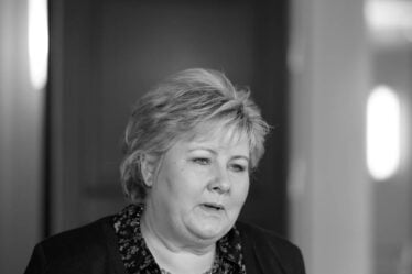 La police ouvre une enquête sur la possible violation des règles corona par Erna Solberg - 16