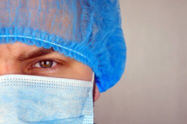 L'Association médicale norvégienne estime que les médecins devraient être les premiers en ligne pour les vaccins corona - 20
