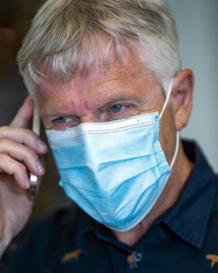 Plusieurs personnes en Norvège ont signalé des problèmes oculaires après avoir utilisé des masques faciaux 26 Plusieurs personnes en Norvège ont signalé des problèmes oculaires après avoir utilisé des masques faciaux - 25