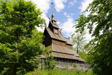 Pourquoi vous devez visiter l'église en bois Fantoft de Bergen - 16