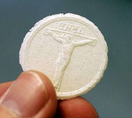 L'Église catholique prend des mesures contre la propagation du coronavirus 5 L'Église catholique prend des mesures contre la propagation du coronavirus - 4