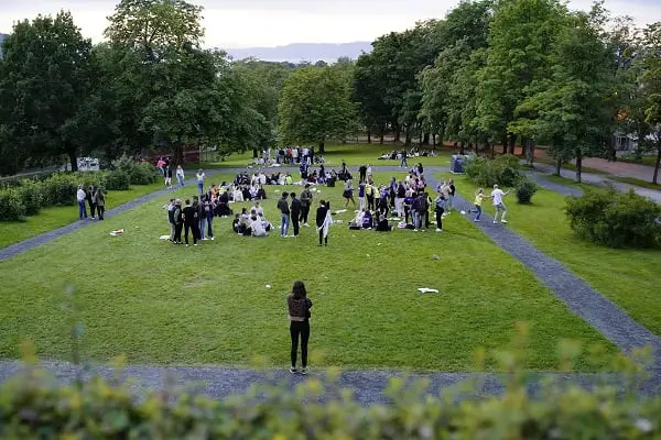La police de Trondheim demande aux étudiants de prendre leurs responsabilités 4 La police de Trondheim demande aux étudiants de prendre leurs responsabilités - 3