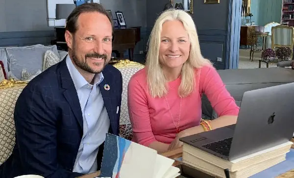 La princesse héritière a tenu une vidéoconférence avec des enseignants 4 La princesse héritière a tenu une vidéoconférence avec des enseignants - 3
