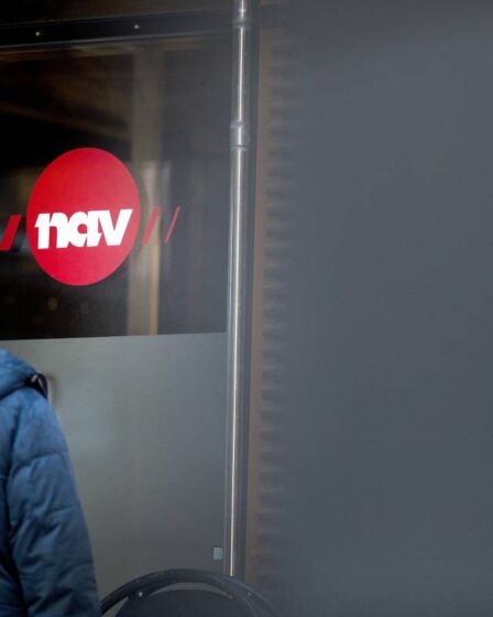 Le nombre de Norvégiens à la recherche d'un emploi a augmenté de 9300 d'octobre à novembre 17 Le nombre de Norvégiens à la recherche d'un emploi a augmenté de 9300 d'octobre à novembre - 16