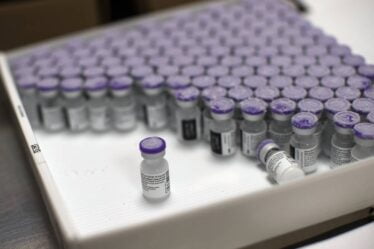 Les Norvégiens pensent que tous les pays devraient avoir un accès égal aux vaccins corona, selon une nouvelle enquête - 16
