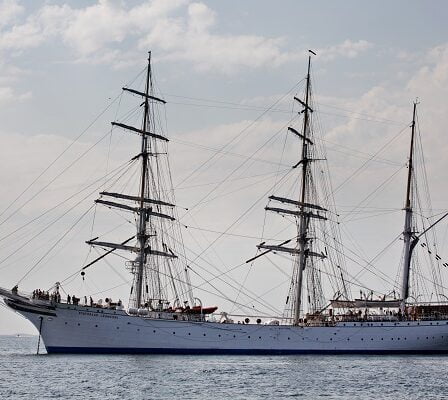 Statsraad Lehmkuhl réclame de l'argent 2 Statsraad Lehmkuhl réclame de l'argent - 1