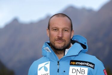 Svindal absent pour une période indéterminée après l'opération à sa main - 16