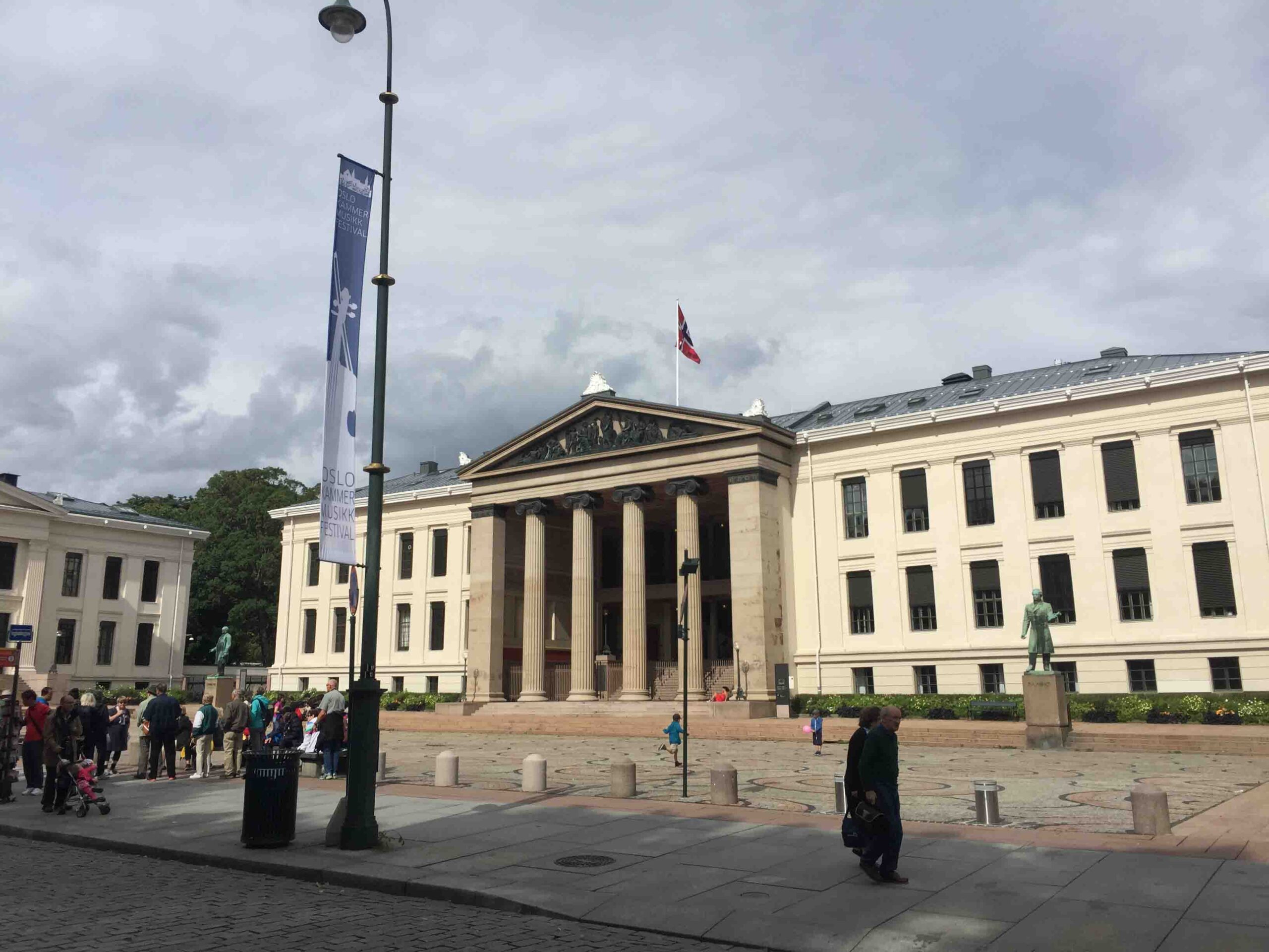 Seuls 3 étudiants sur 10 de l'Université d'Oslo terminent un baccalauréat à l'heure convenue 4 Seuls 3 étudiants sur 10 de l'Université d'Oslo terminent un baccalauréat à l'heure convenue - 3