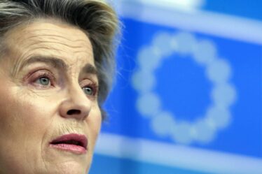 Journal italien La Stampa: l'UE ne prolongera pas les contrats avec AstraZeneca et Johnson & Johnson - 20