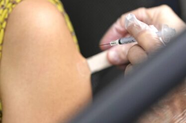 Mise à jour: 699089 Norvégiens ont reçu la première dose du vaccin corona - 20