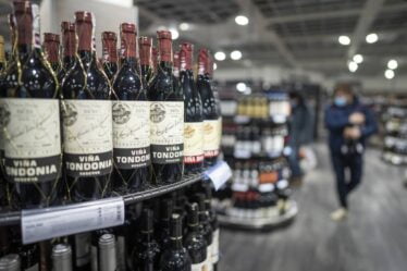 La Norvège a enregistré des ventes record d'alcool l'année dernière - les achats ont augmenté de 20% - 16