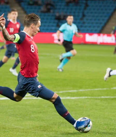 NFF considère les prix des billets de match 26 NFF considère les prix des billets de match - 25