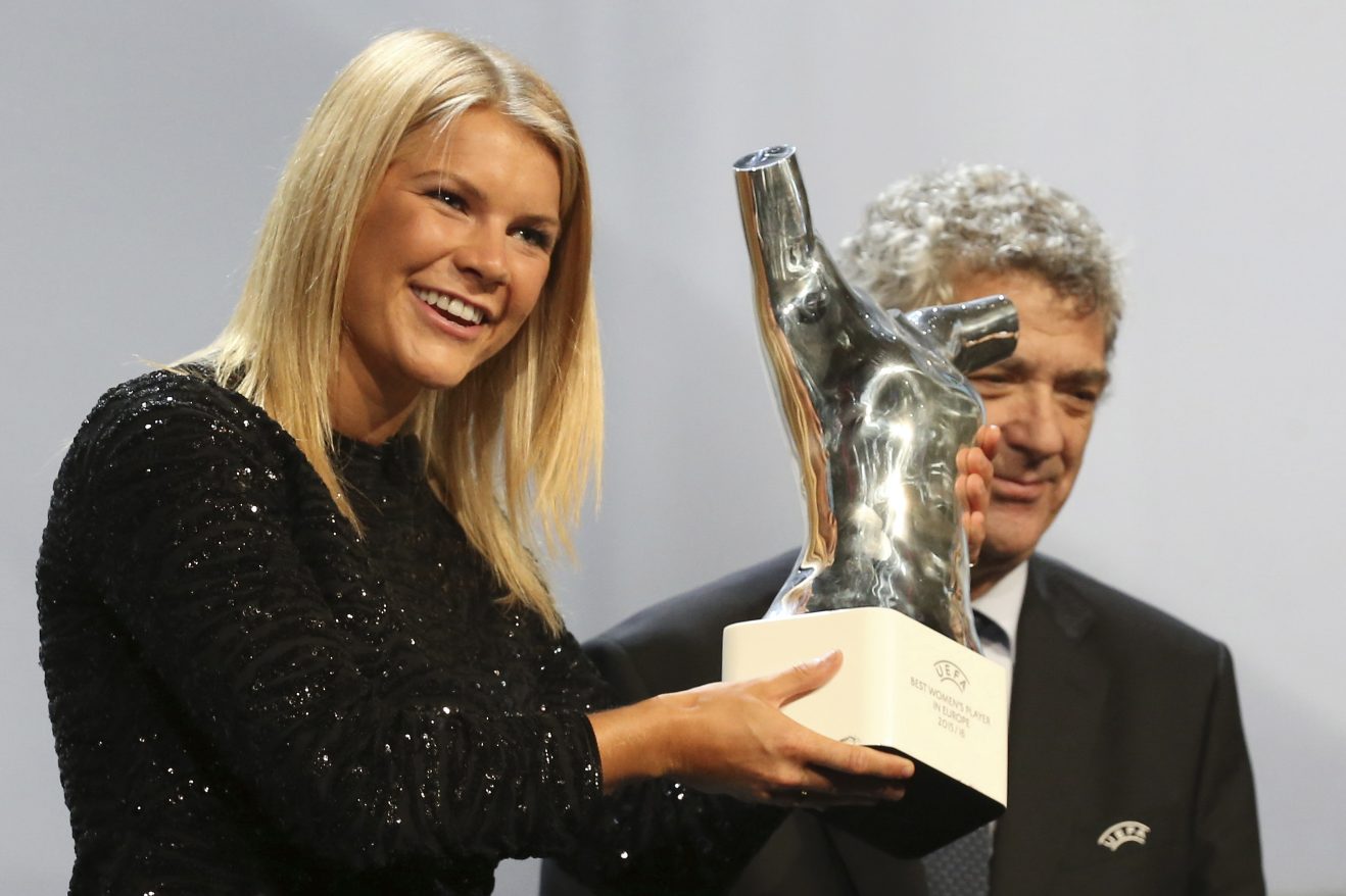 Hegerberg a été nommé joueur de l'année 4 Hegerberg a été nommé joueur de l'année - 3
