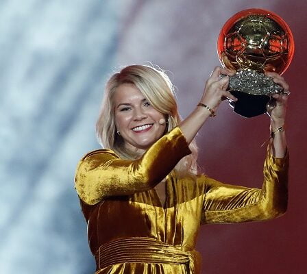Le fier Hegerberg reçoit le Ballon d'Or 20 Le fier Hegerberg reçoit le Ballon d'Or - 19