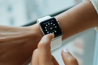 Les montres-bracelets sont interdites aux examens - 20