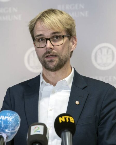 Les autorités locales envisagent de nouvelles mesures à Bergen en raison des taux d'infection élevés - 28