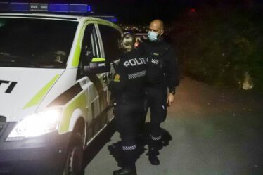 Des fêtards attaquent des policiers à Oslo - 16