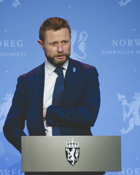 Ministre norvégien de la Santé: Si nous n'éliminons pas le virus muté, nous devrons explorer des mesures plus strictes - 21