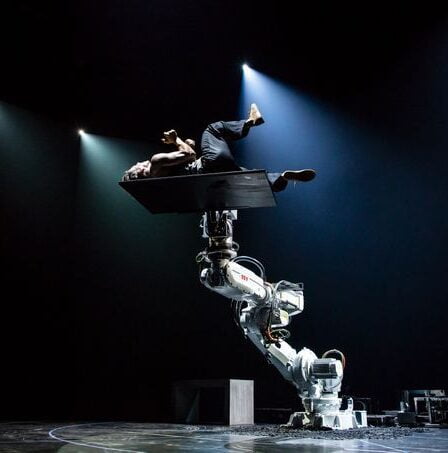 Le robot ABB a fait ses débuts sur la scène de danse - 22