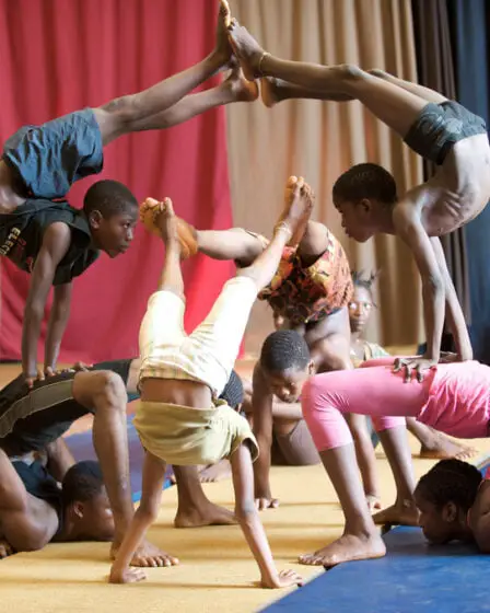 La troupe de cirque pour enfants est prête pour le concert Nobel 5 La troupe de cirque pour enfants est prête pour le concert Nobel - 4