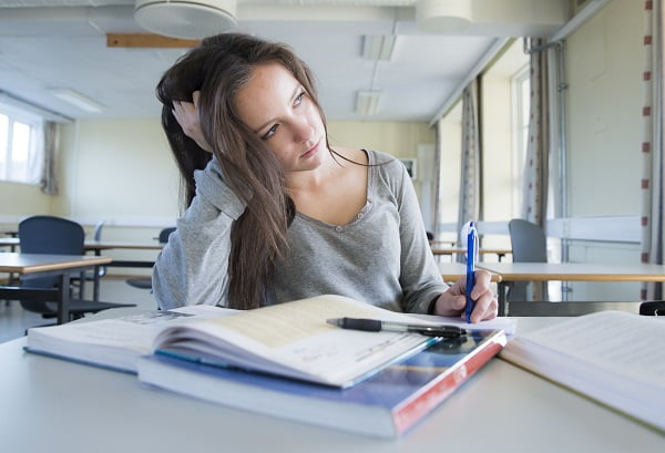 7 sur 10 au lycée sont stressés 4 7 sur 10 au lycée sont stressés - 3