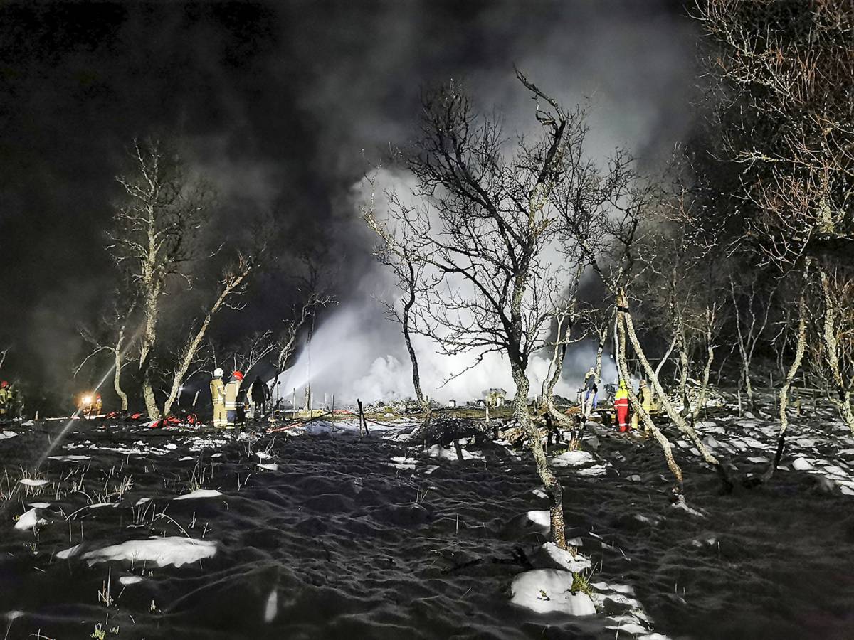 Incendie de la cabine d'Andøy: la police est toujours à la recherche des cinq personnes disparues - 3
