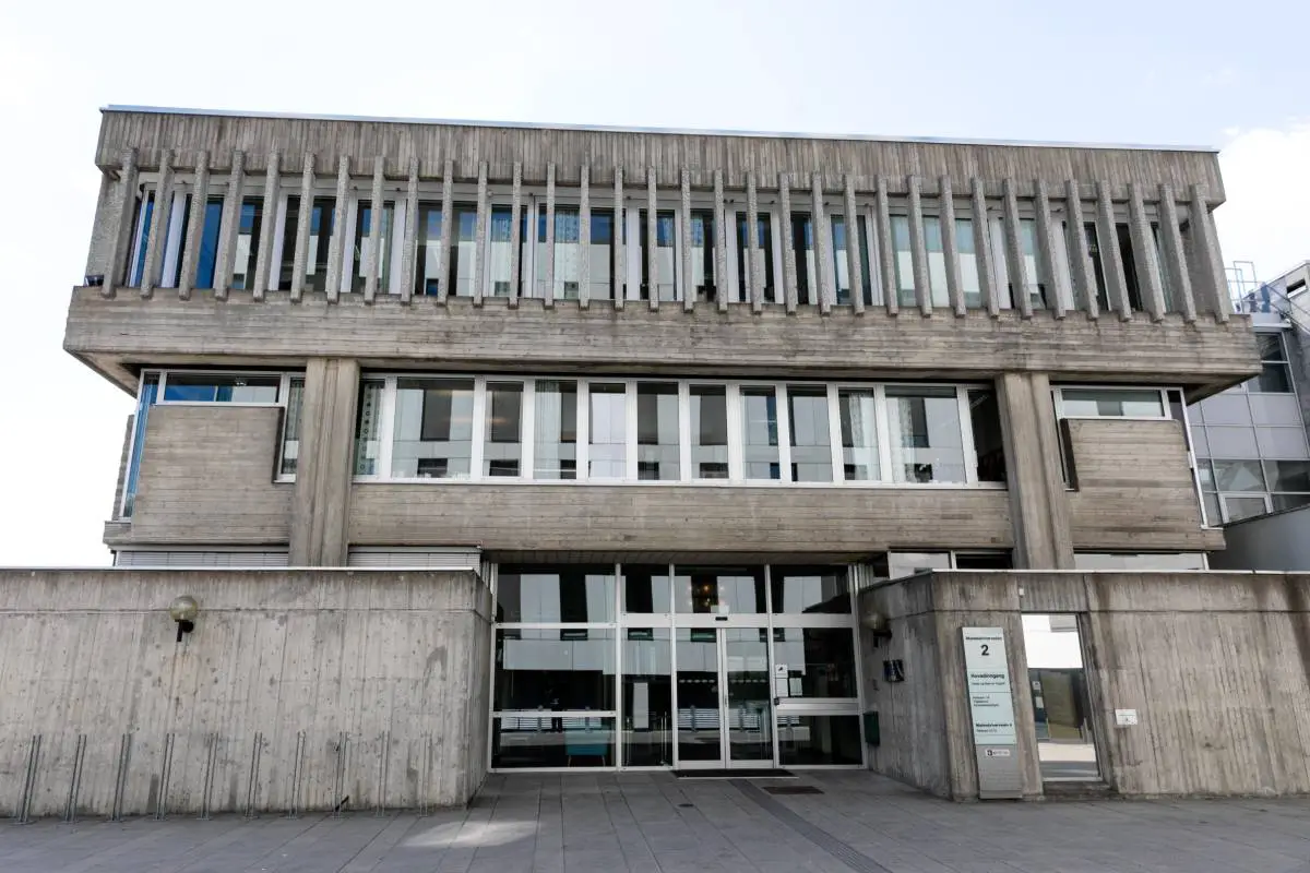 Un homme dans la vingtaine acquitté de deux tentatives de meurtre à Asker 4 Un homme dans la vingtaine acquitté de deux tentatives de meurtre à Asker - 3