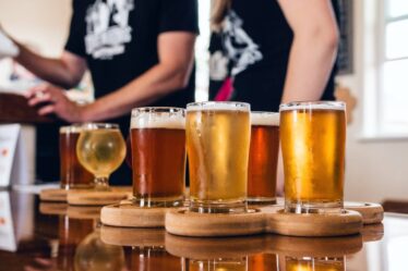 Les règles de service d'alcool Corona obligent les restaurants et les pubs de Bergen à jeter de grandes quantités de nourriture - 20