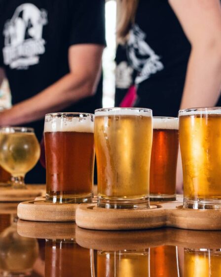 Les règles de service d'alcool Corona obligent les restaurants et les pubs de Bergen à jeter de grandes quantités de nourriture - 13
