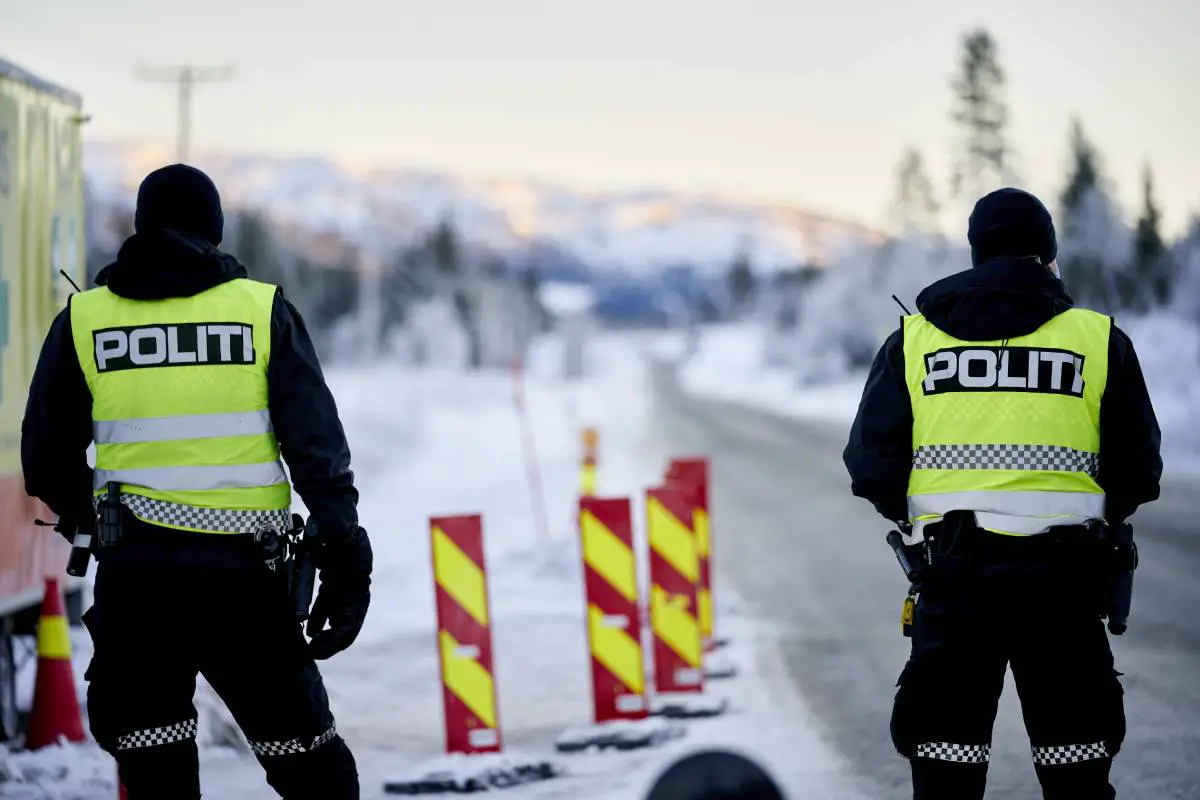 VG: Plus de 5000 véhicules ont franchi des passages frontaliers légalement fermés en Norvège 4 VG: Plus de 5000 véhicules ont franchi des passages frontaliers légalement fermés en Norvège - 3