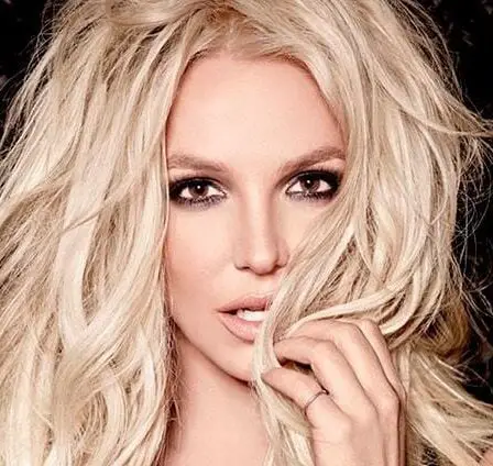 Britney Spears à la Telenor Arena en août 5 Britney Spears à la Telenor Arena en août - 4