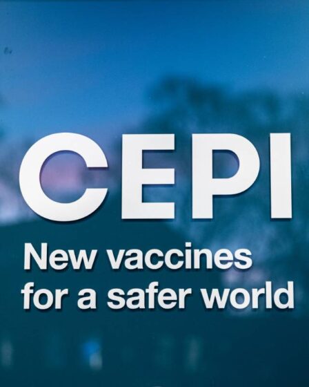 Deux organisations de vaccins nominées pour le prix Nobel de la paix 11 Deux organisations de vaccins nominées pour le prix Nobel de la paix - 10