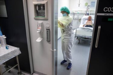 Un total de 93 patients infectés par la couronne sont actuellement admis dans des hôpitaux en Norvège - 16