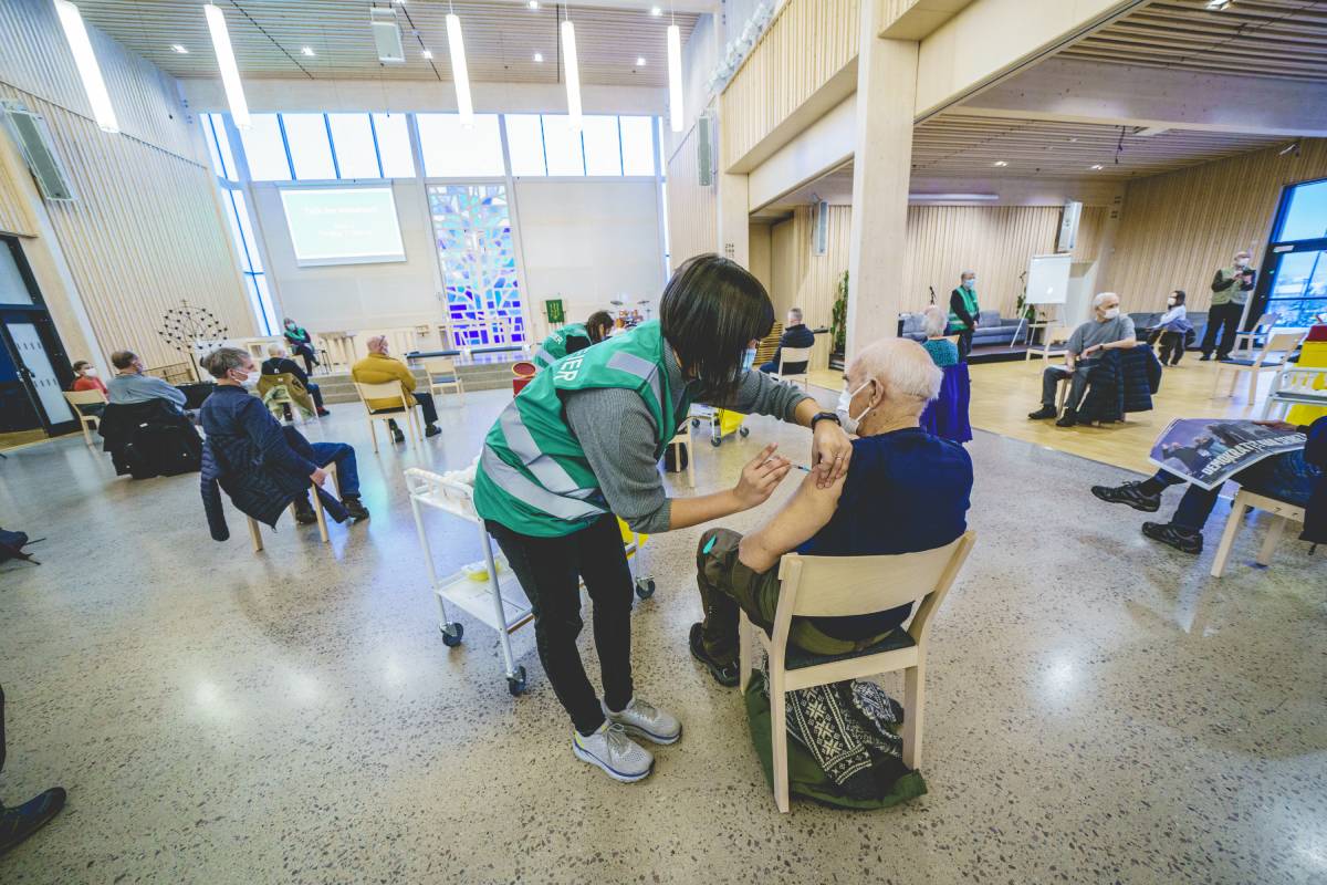Plus d'un demi-million de doses de vaccins corona ont été administrées en Norvège 4 Plus d'un demi-million de doses de vaccins corona ont été administrées en Norvège - 3