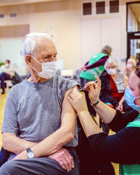 Institut norvégien de la santé: nous commençons à voir l'effet de la vaccination des personnes âgées 20 Institut norvégien de la santé: nous commençons à voir l'effet de la vaccination des personnes âgées - 19